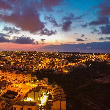 Rafaello ,,la Zona Cabo Roig, Area Cabo Roig